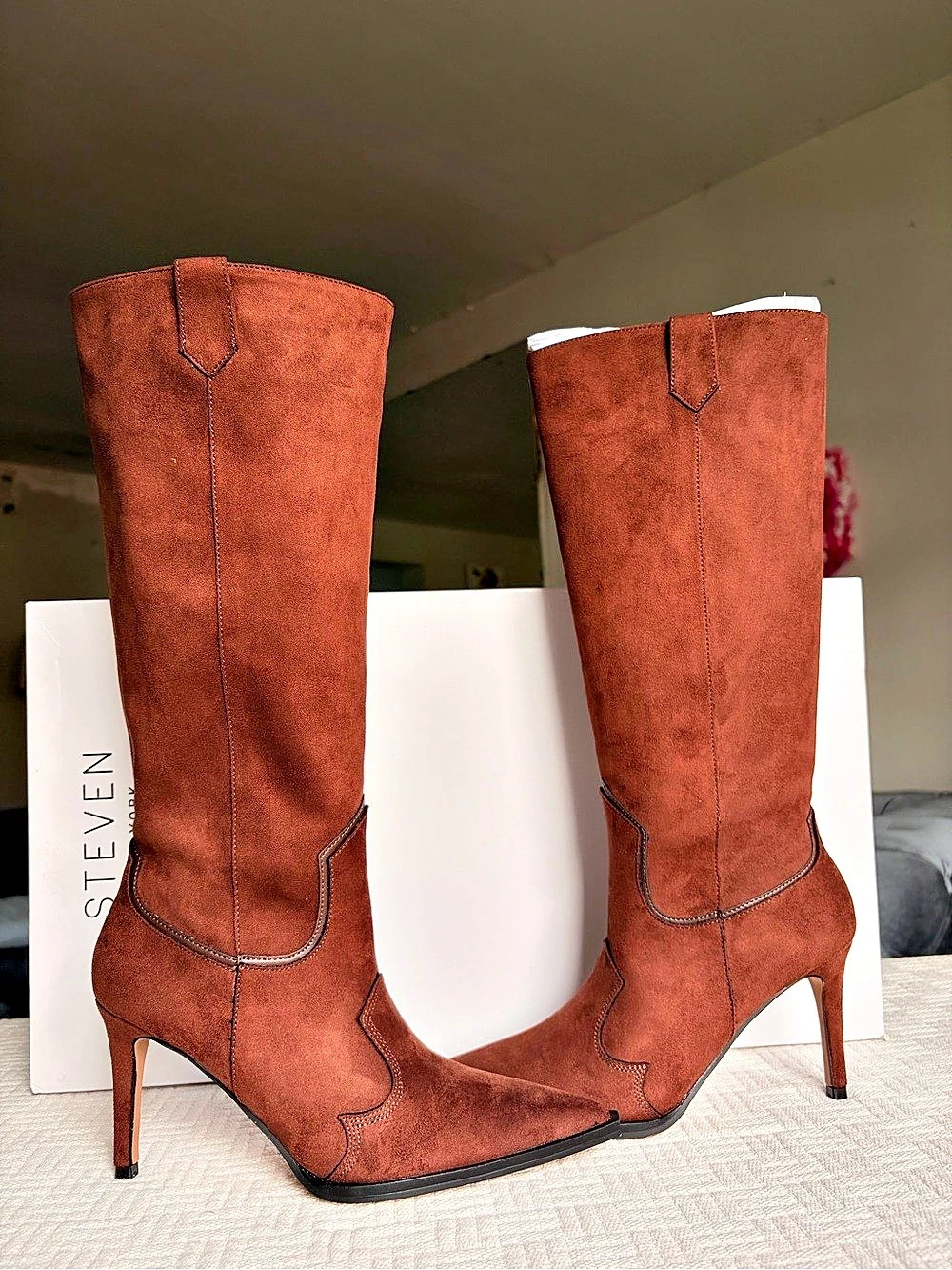 Steve New York Pointed Toe Heeled Boots in Brown NWT